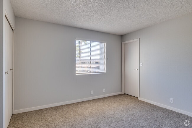 2BR, 1BA - 864SF - Bedroom 1