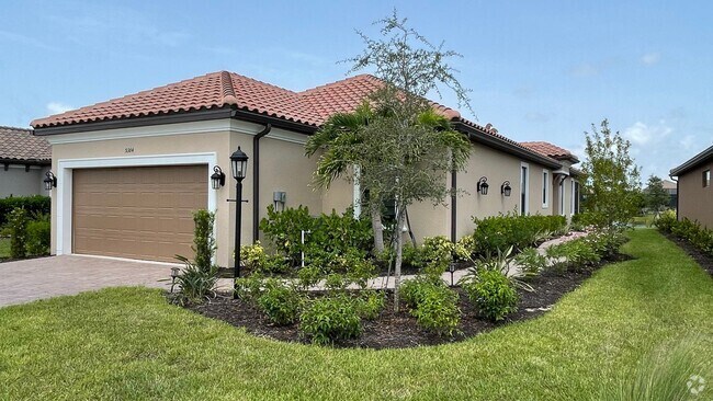 Building Photo - Unfurnished Annual Rental