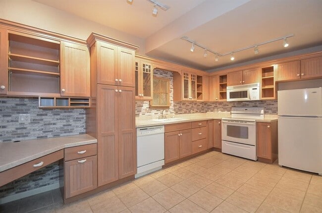 Photo - 11711 Memorial Dr Unit 304