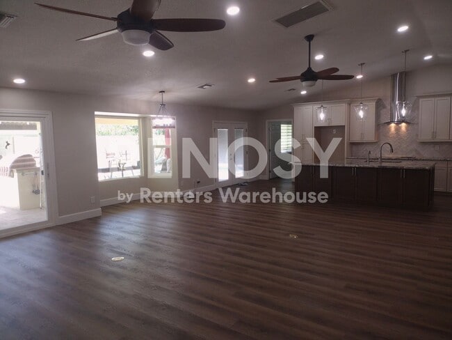 Photo - 6125 E Quince St