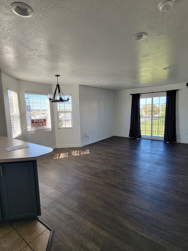Photo - 3969 Romney Park Dr