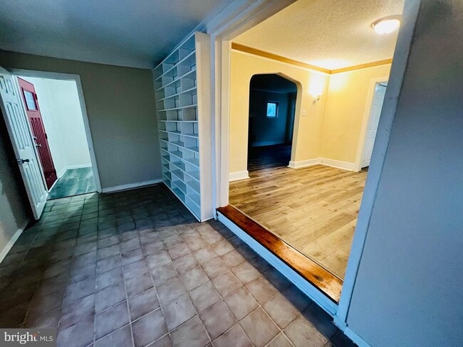 Photo - 428 Paxson Ave