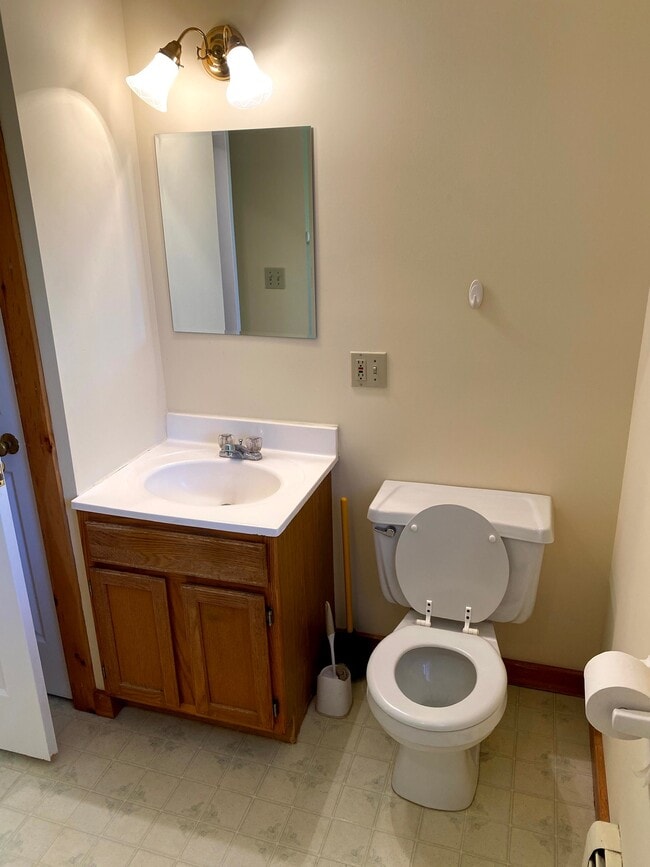 Photo - 481 N Eagleville Rd