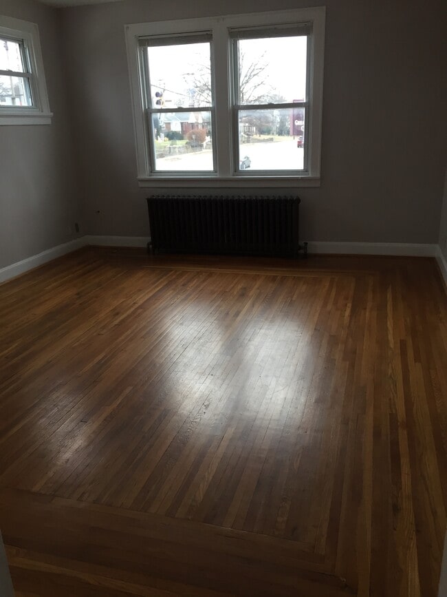 Photo - 3095 Glenmore Ave Unit 2