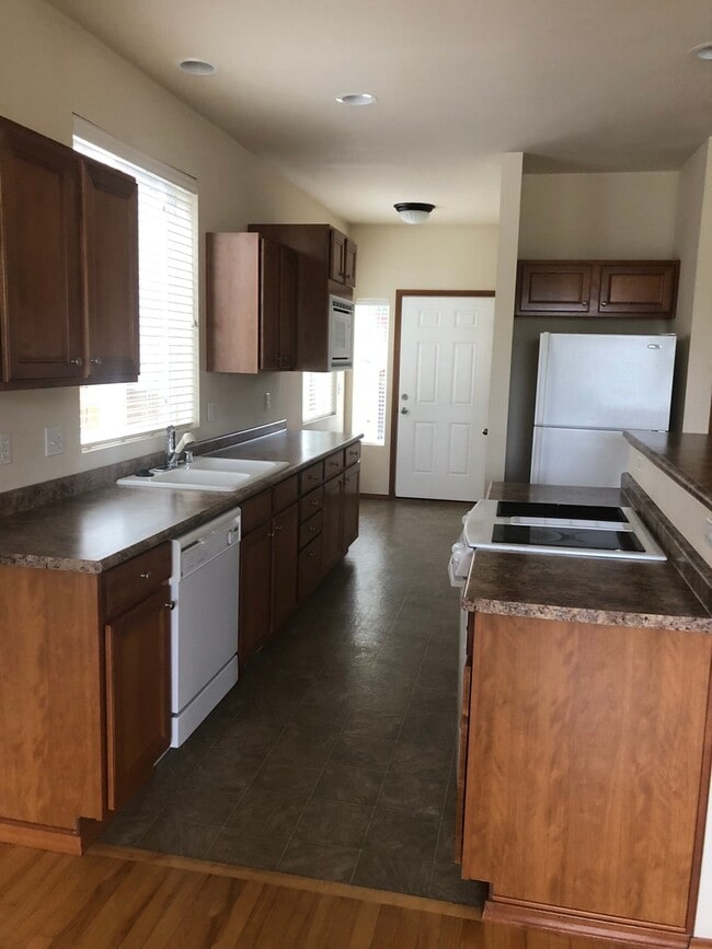 Photo - Huntington Duplex Unit 3000