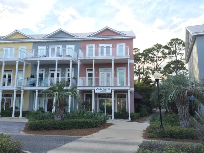 Photo - 118 Spires Ln