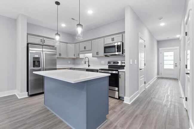 Photo - 306 Jonathan Wade Cir