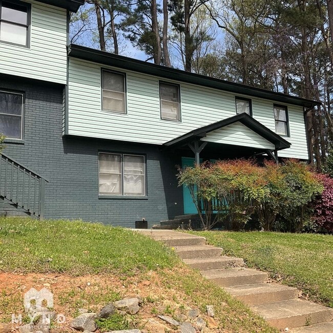 Building Photo - 1501 Gorman St Rental
