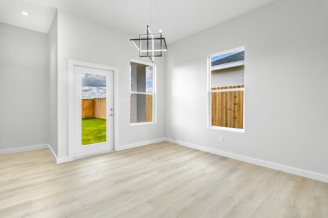 Photo - 5312 W Northwood St