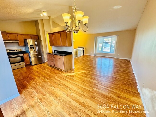 Photo - 3684 Falcon Way