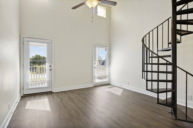 Second floor with loft