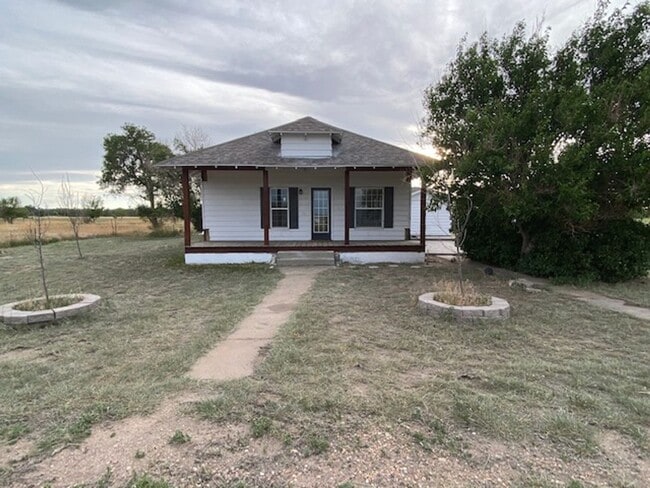 Amazing, Recently Renovated2 Bed 1 Bath Ho... - Amazing, Recently Renovated2 Bed 1 Bath Ho... House