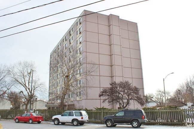 Photo - Township Village Apartments