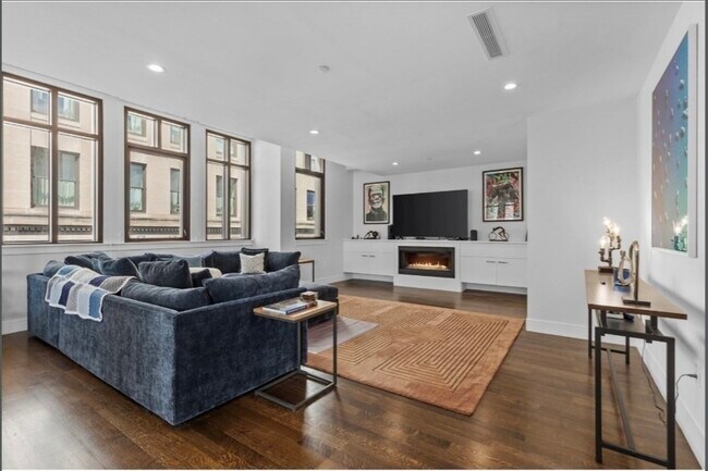 Photo - 108-110 Arlington St Unidad PH