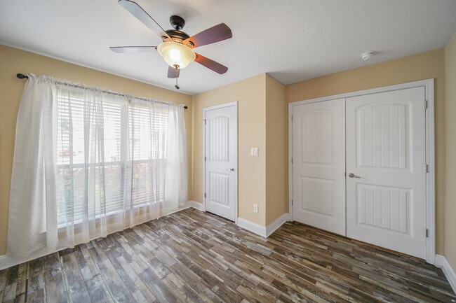 Photo - 552 Edith Ln