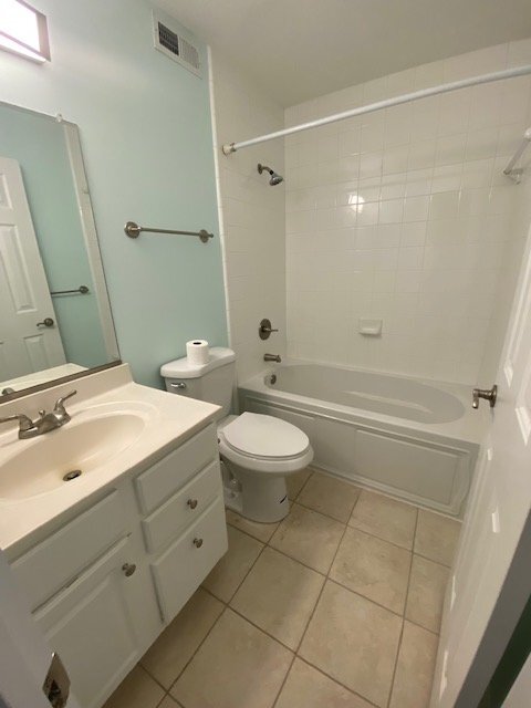 1st bathroom - 501 Ocean Trace Arch Unit 103