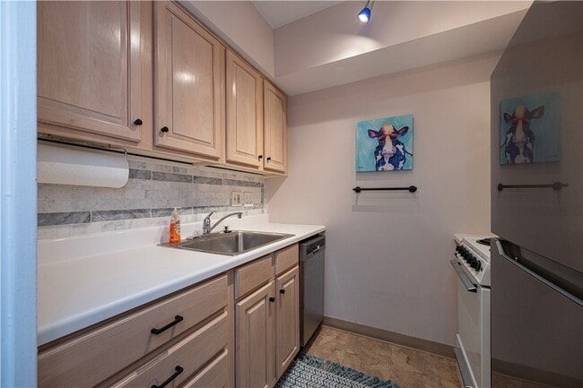 Photo - 320 Fort Duquesne Blvd Unit 14 O