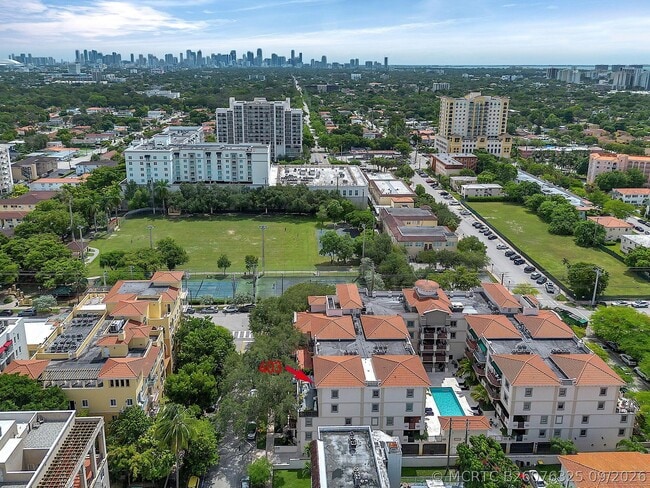 1650 Galiano St Unit 403