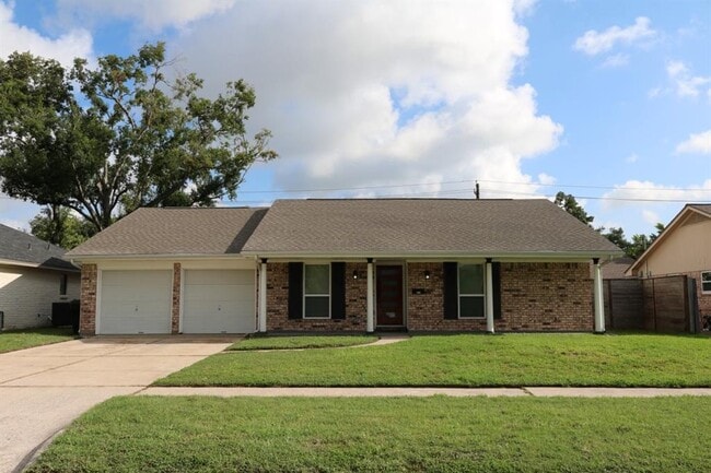 Building Photo - 2427 Droxford Dr Rental