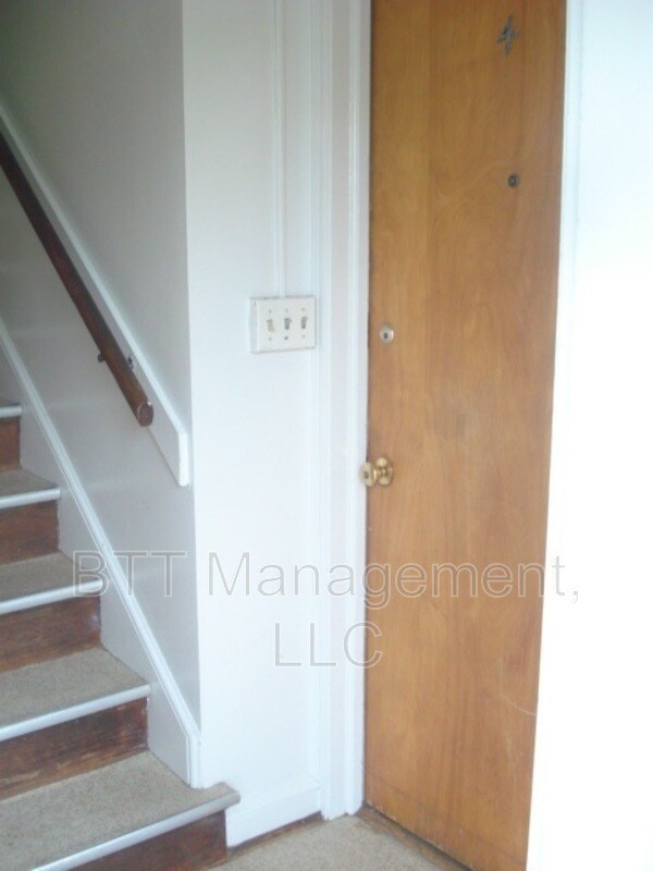 Photo - 812 Greenwood Cir Unidad #4