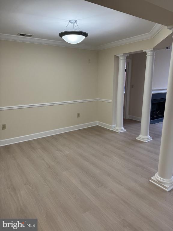 Photo - 502 W Broad St Unit 209