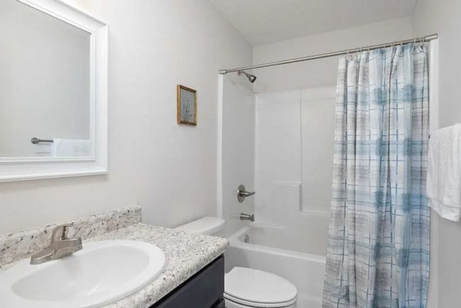 Photo - 3 Bedroom Home in Monett