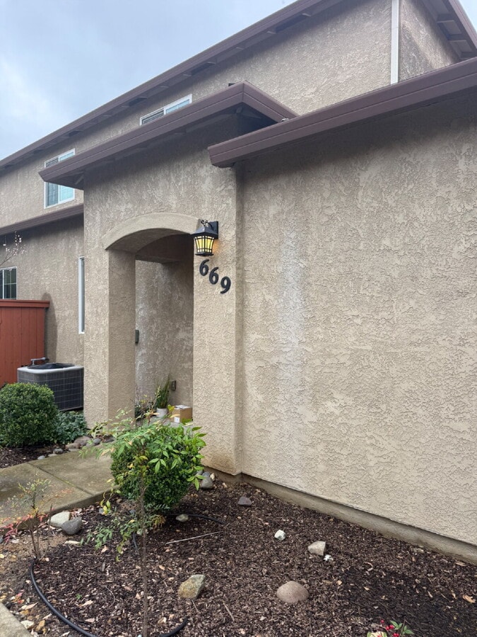 Photo - 669 Mission De Oro Dr