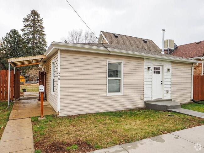 Building Photo - Upstairs Unit in Ogden Rental