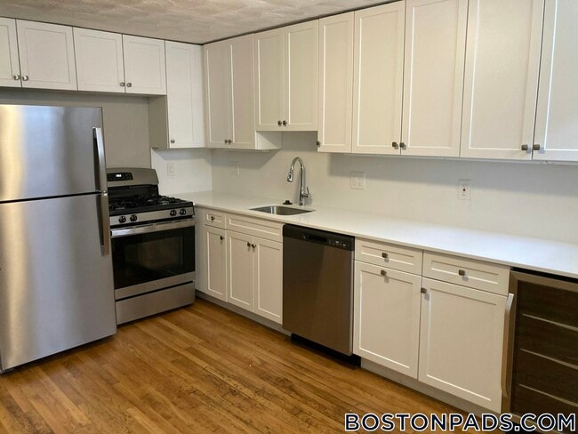 Photo - 7 Medford St Unit 1