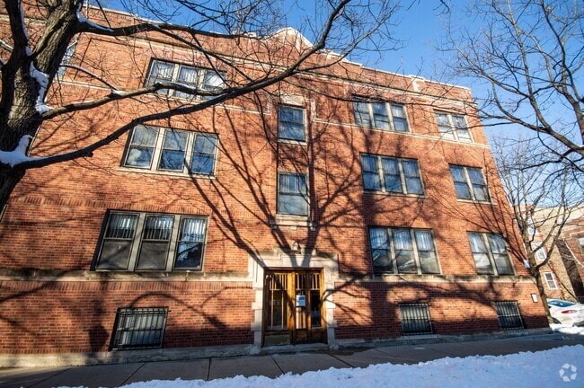 Building Photo - 1336 W Waveland Ave Unit 2 Rental