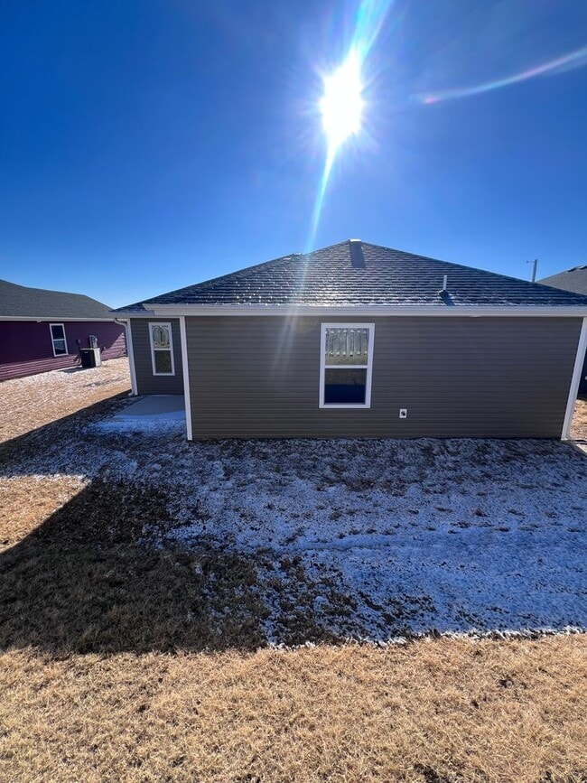 Photo - New Beginnings Start with AMRR: Now Pre Leasing with Move-In Special!