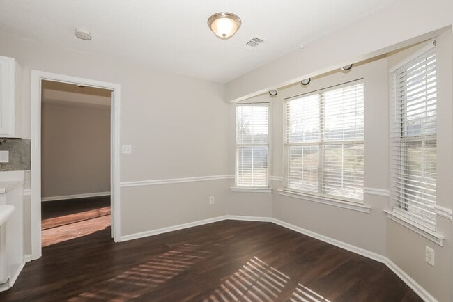 Photo - 231 Carson's Cove