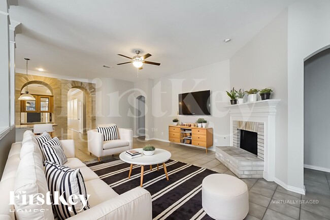 Photo - 16042 Belleshire Ln