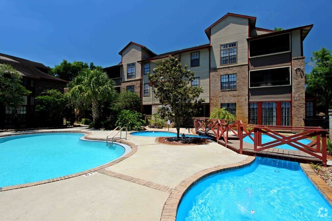 Building Photo - Boardwalk Apartments