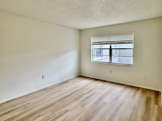 Photo - Atlas at Bay Point