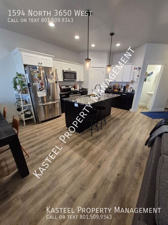 Photo - 1594 N 3650 W