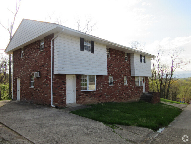 Building Photo - 9 Circle Dr Rental