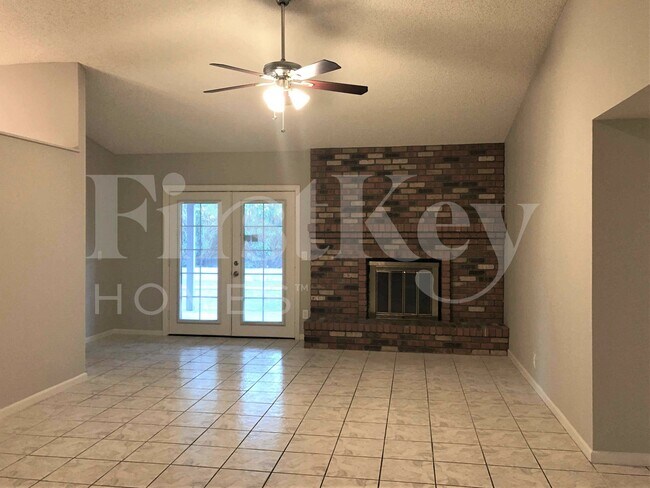 Photo - 12925 N 73rd Ave