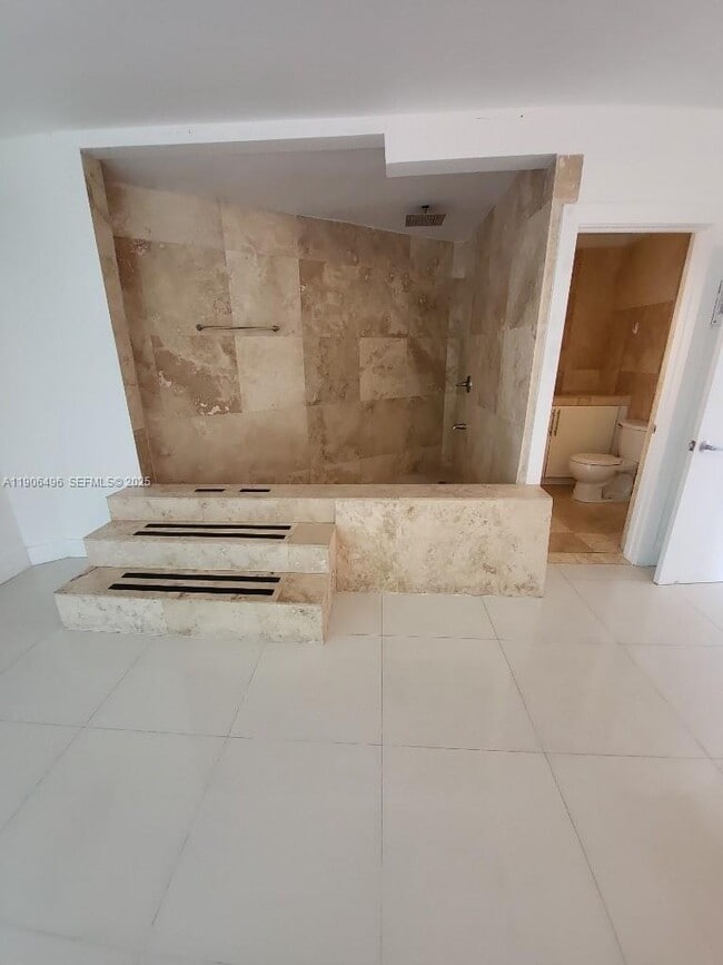 Photo - 7707 Hawthorne Ave