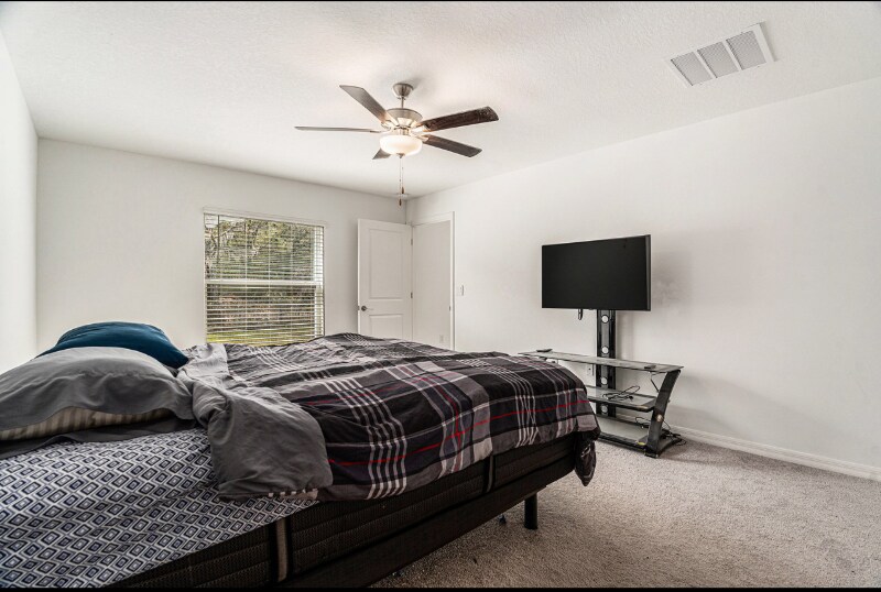 Photo - 1700 Red Loop Casa