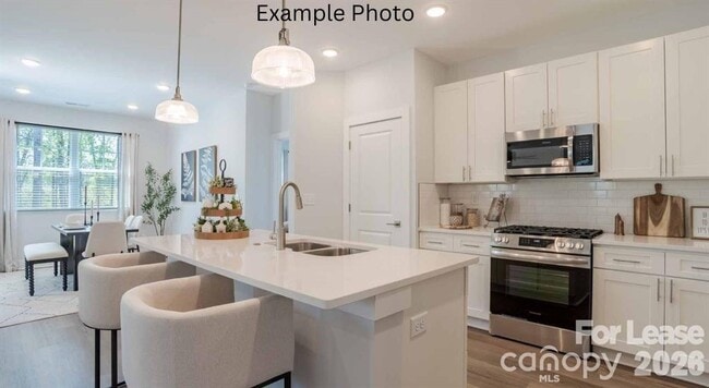 Photo - 8629 Chagrin Dr