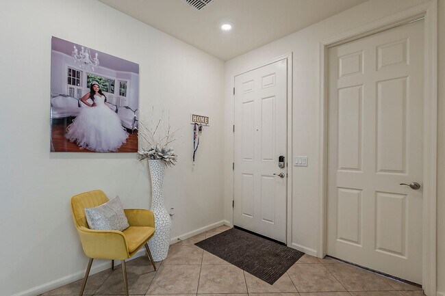 Photo - Modern Comfort Meets Smart Living in Vail!