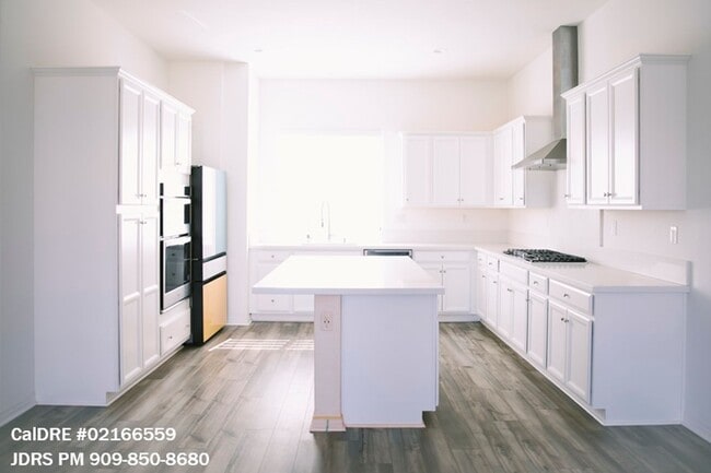 Photo - Irvine 2 Bedroom Condo