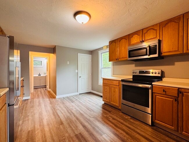 Photo - 83 W Grove St Unit 1