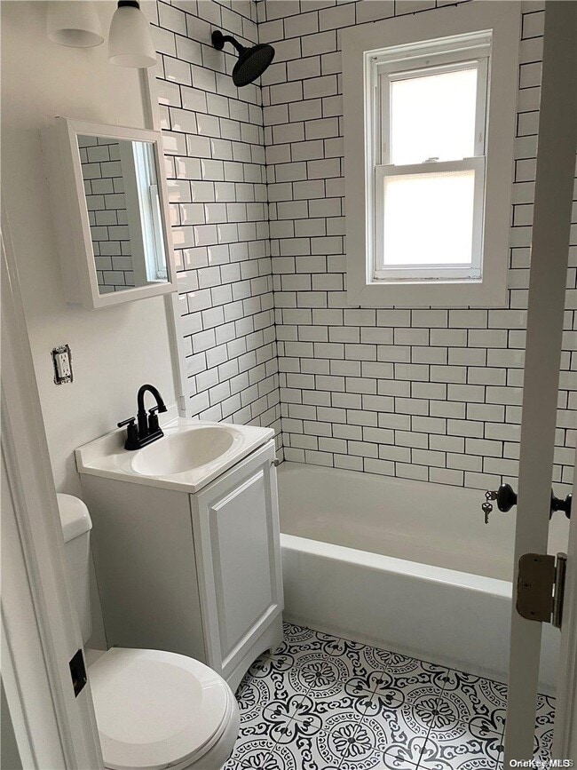 Photo - 122 E Fulton St Unidad upper