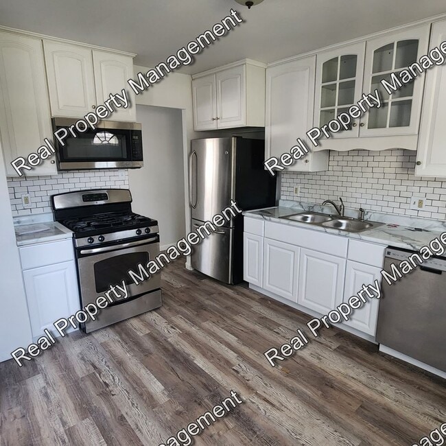Photo - Four Bedroom Bi-Level