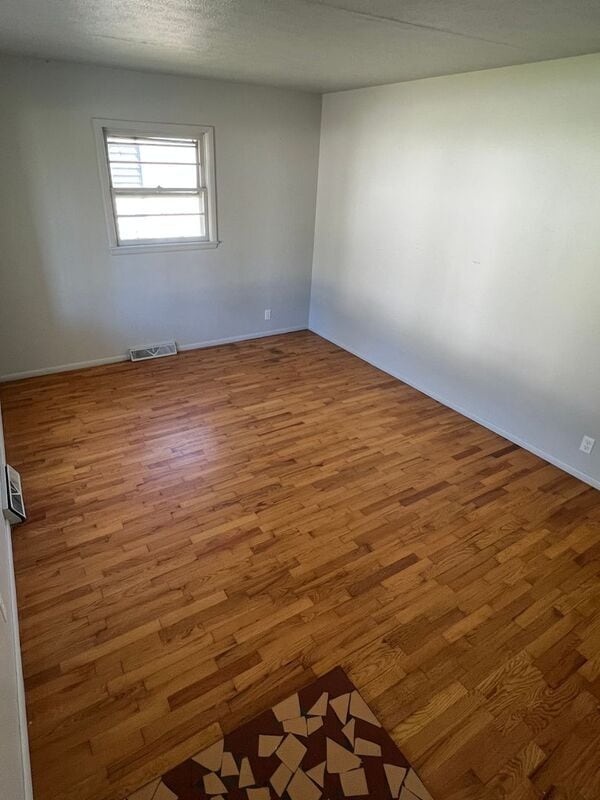 Photo - 908 W Jean St