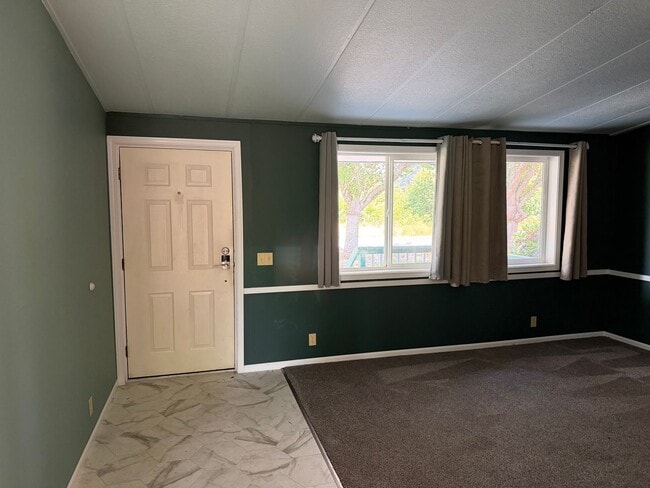 Photo - 3-bedroom 2 bath house in Springfield!