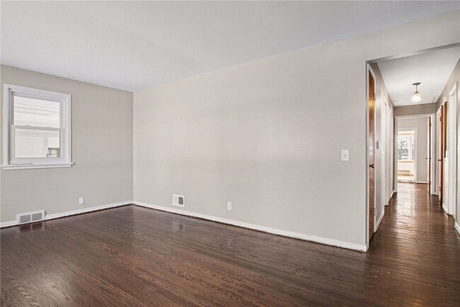 Photo - 21 Raleigh Rd