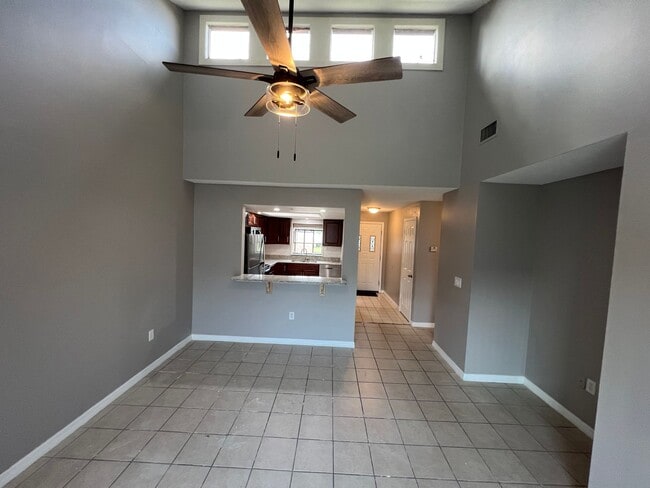 Photo - Updated & Remodeled 2/2 Townhouse in Kissi...